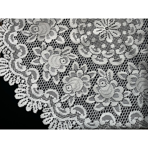 Other - Lace table cloth / covering, 36”
